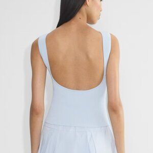 Babaton Sculpt Knit Leading Top